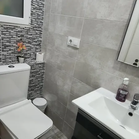 Confortable Cercaa La Estacion Del Avejoaquin Sorolla Βαλένθια